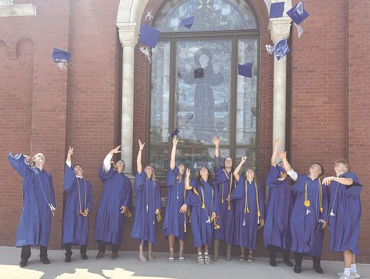 Archangels graduates go with God