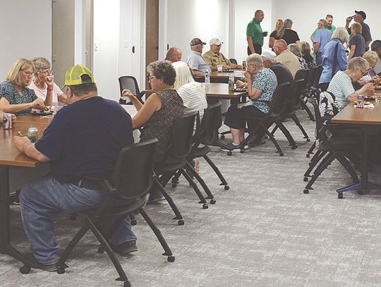 Bank of the Valley celebrates 10th anniversary, renovated Humphrey branch with open house