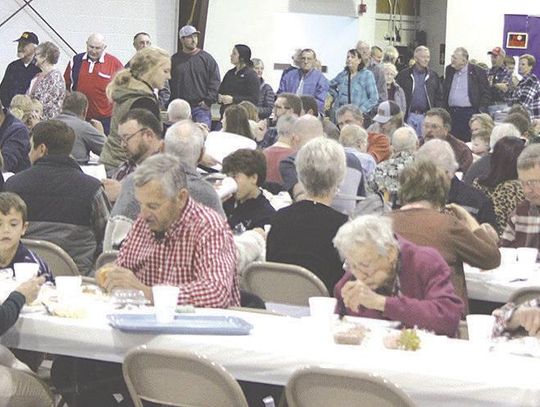 Creston Fall Dinner & Expo draws crowd