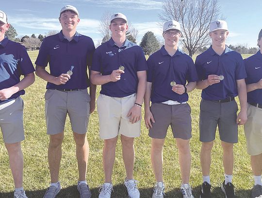 Defenders, Bulldogs medal at H-L scramble