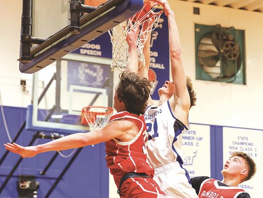 Defenders post pair of wins