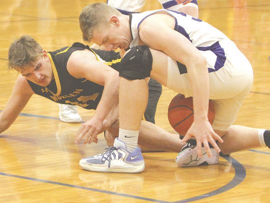 Defenders rout Mullen, earn berth at state tourney