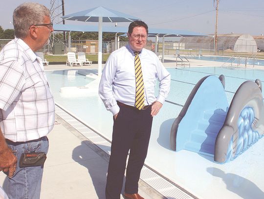 Flood tours pool, offers funding ideas