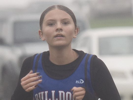 Humphrey-Lindsay set their pace during Boone Central race