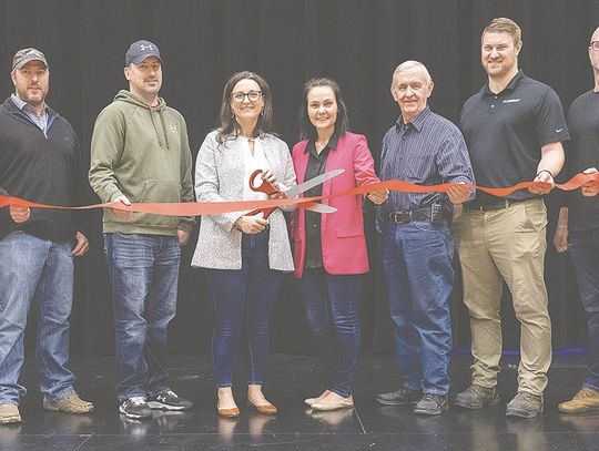 Lindsay Event Center officially unveiled