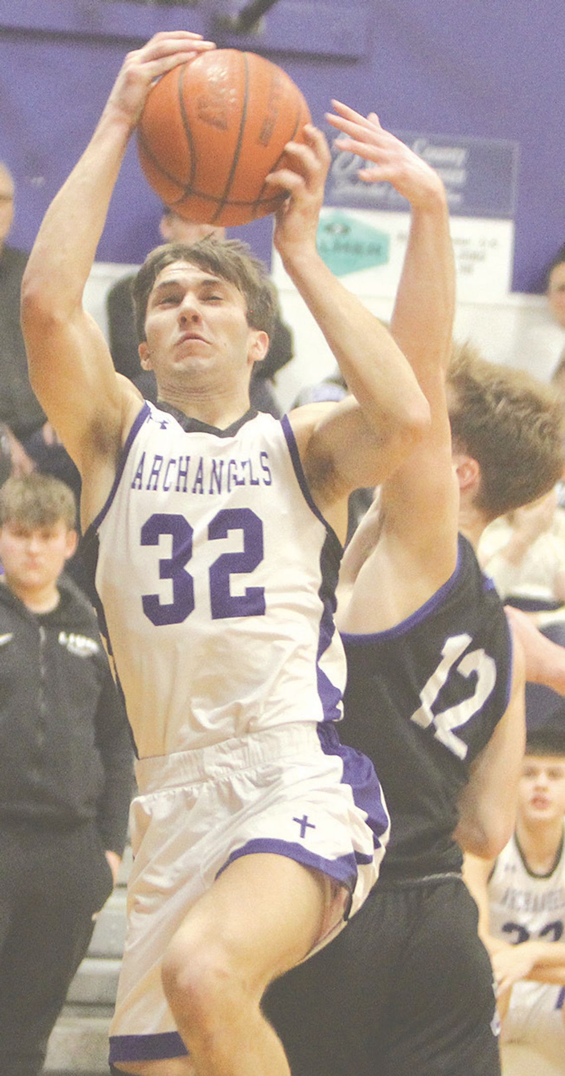 ACHS takes down Norfolk Catholic, Lutheran High