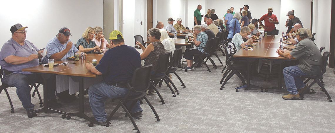 Bank of the Valley celebrates 10th anniversary, renovated Humphrey branch with open house