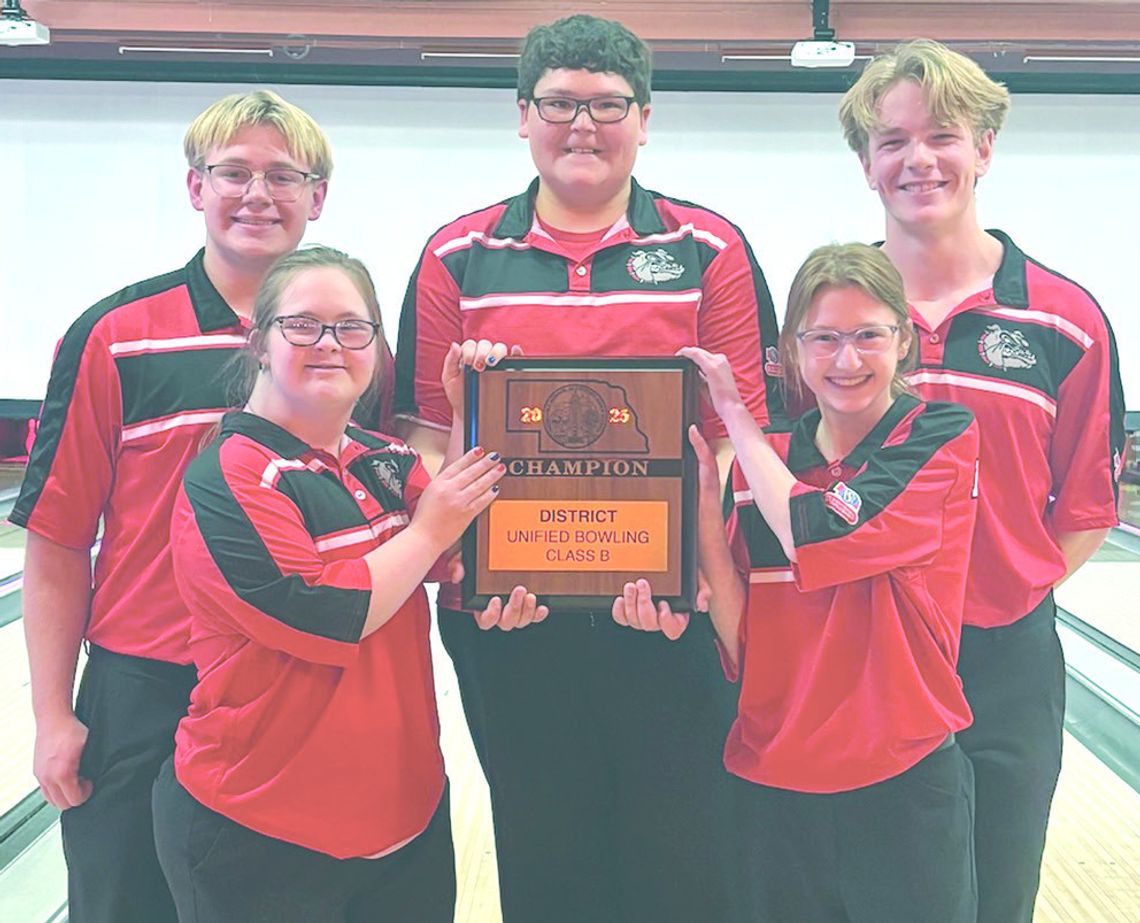 Bulldogs Unified bowling team qualifies for state
