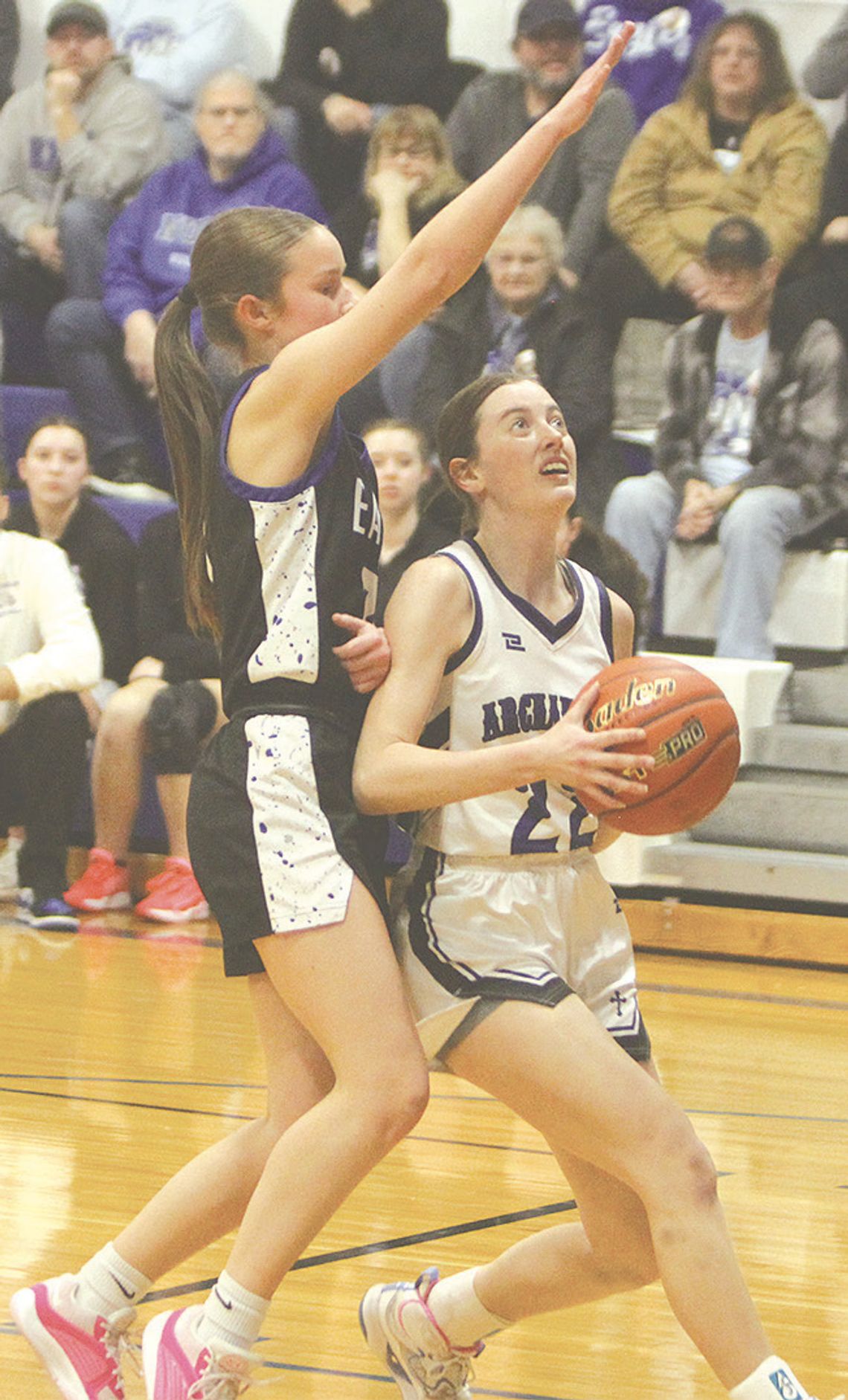 Defenders run past Lutheran High, NG/St. Ed