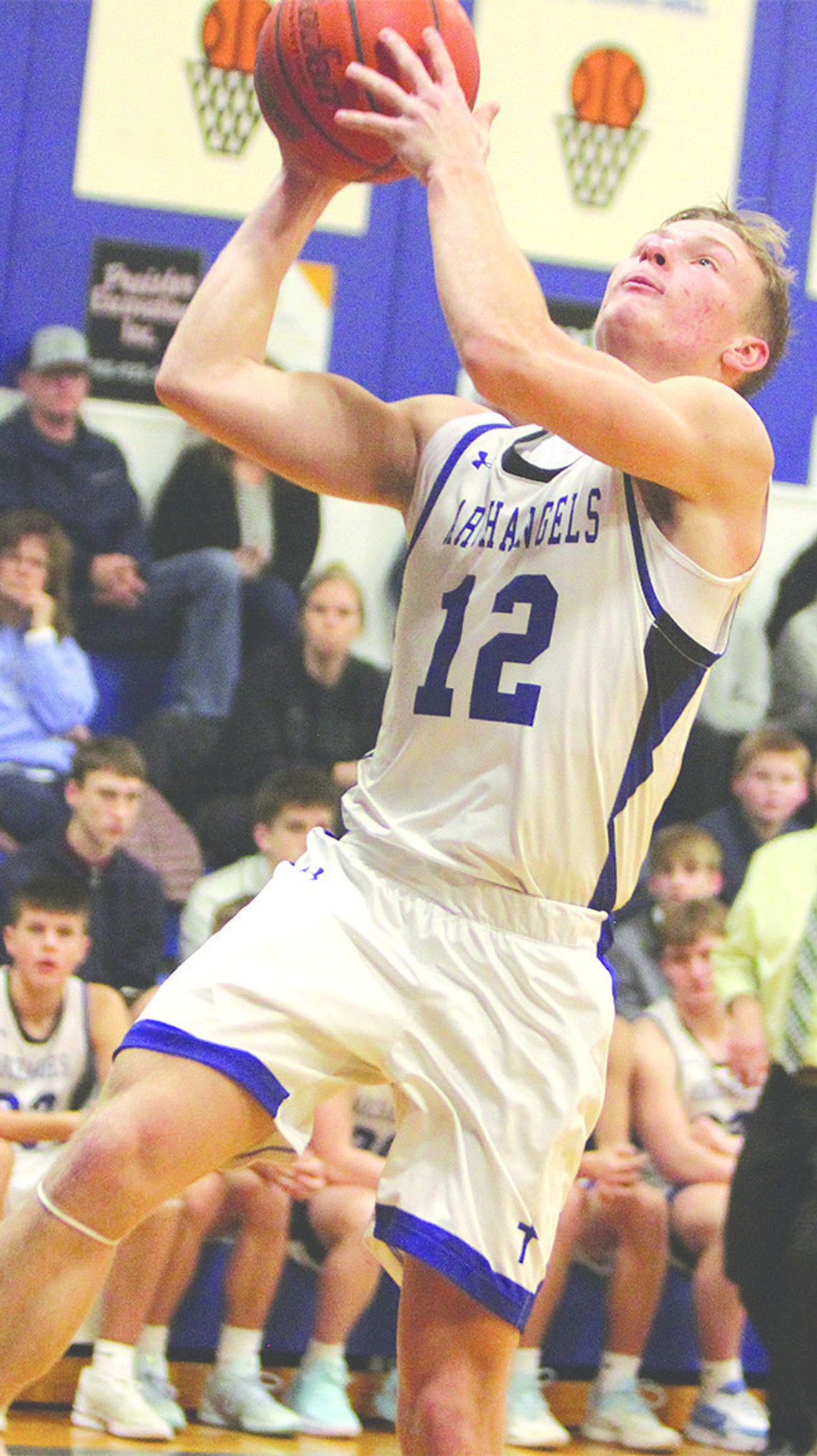 Fast start leads Defenders over Central Valley