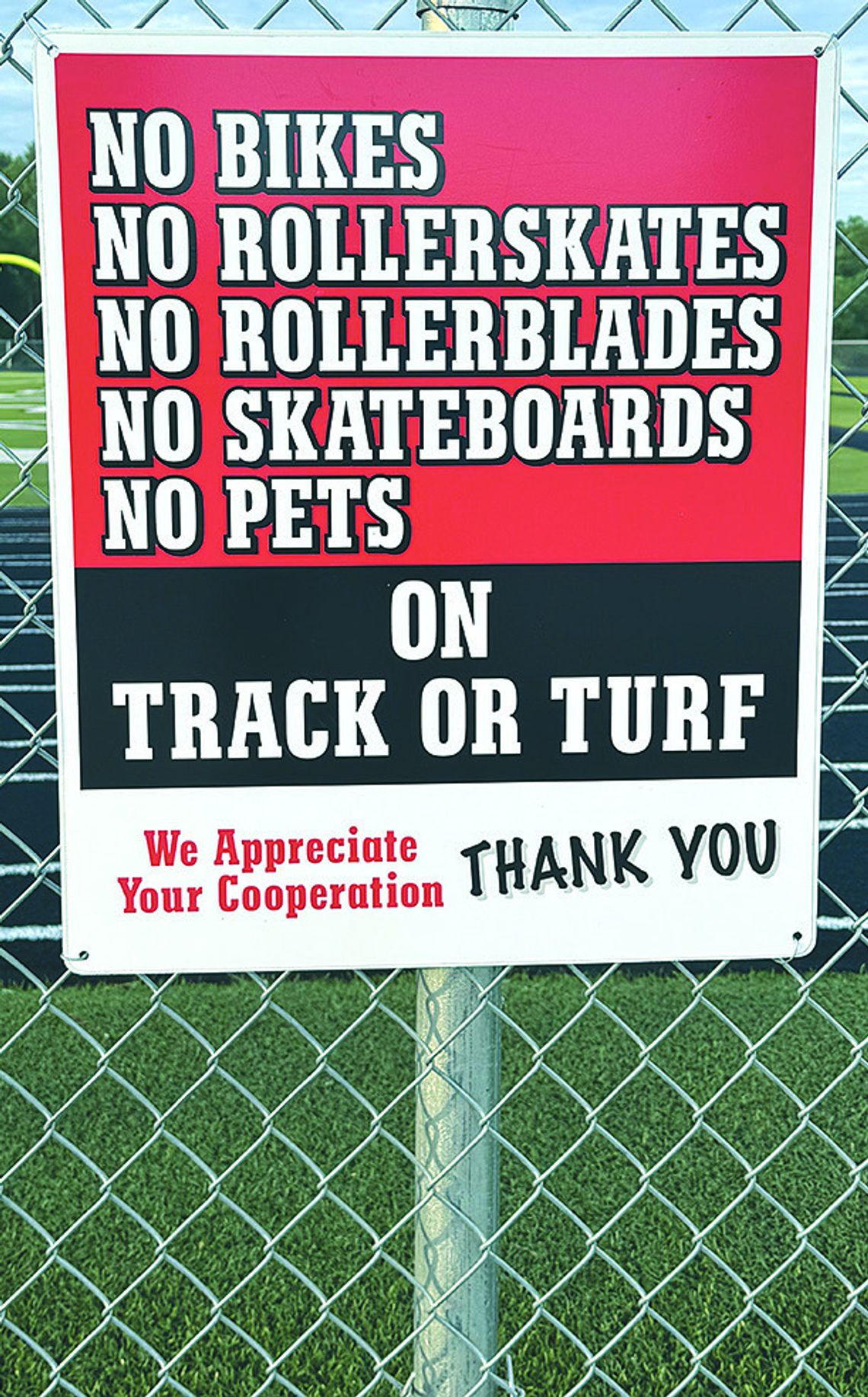 Keep pets, mess off public and private properties